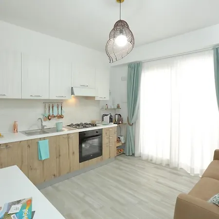 La Residenza Del Lido Pantanello 別荘 アヴォラ