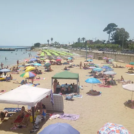 別荘 La Residenza Del Lido Pantanello *