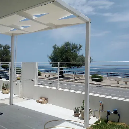 La Residenza Del Lido Pantanello 別荘 アヴォラ